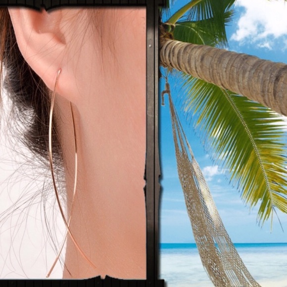 Gold Minimalist Hoop Earrings - Picture 4 of 4